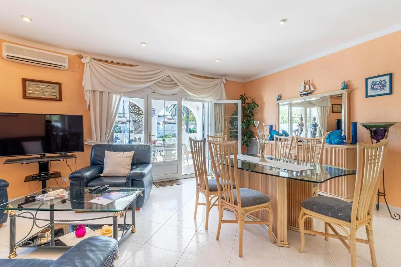 Apart-Rent Villa Cap Ras 0037 Empuriabrava Spanien