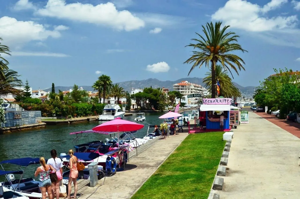 Apart-Rent Villa Cap Ras 0037 Empuriabrava Spain