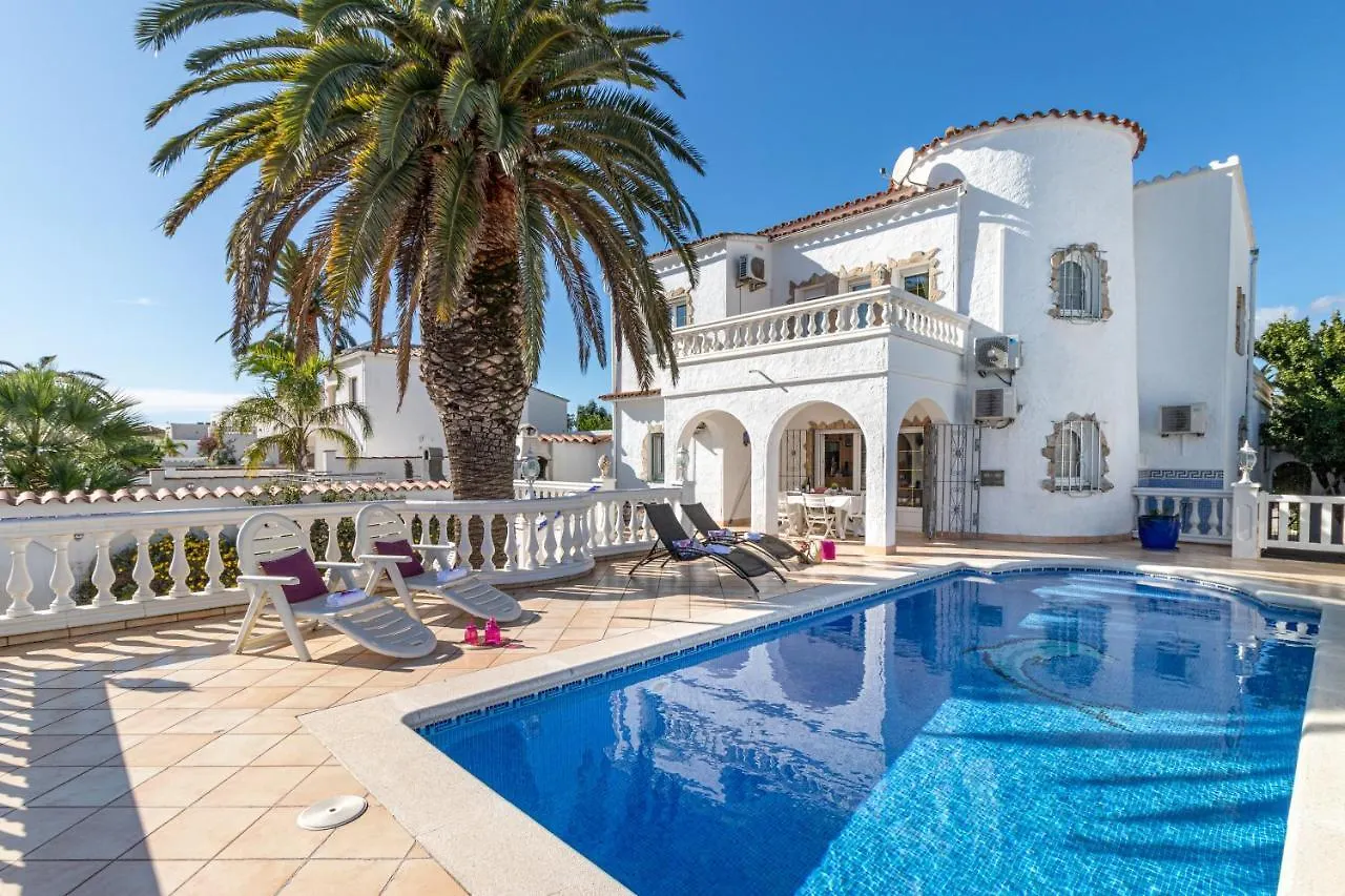 Apart-Rent Villa Cap Ras 0037 Empuriabrava