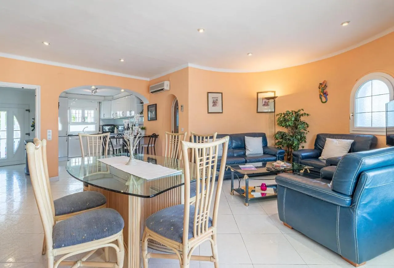 Apart-Rent Villa Cap Ras 0037 Empuriabrava