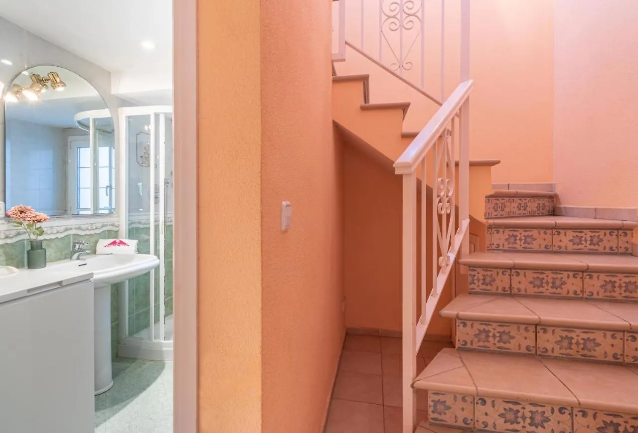 Apart-Rent Villa Cap Ras 0037 Empuriabrava Spain